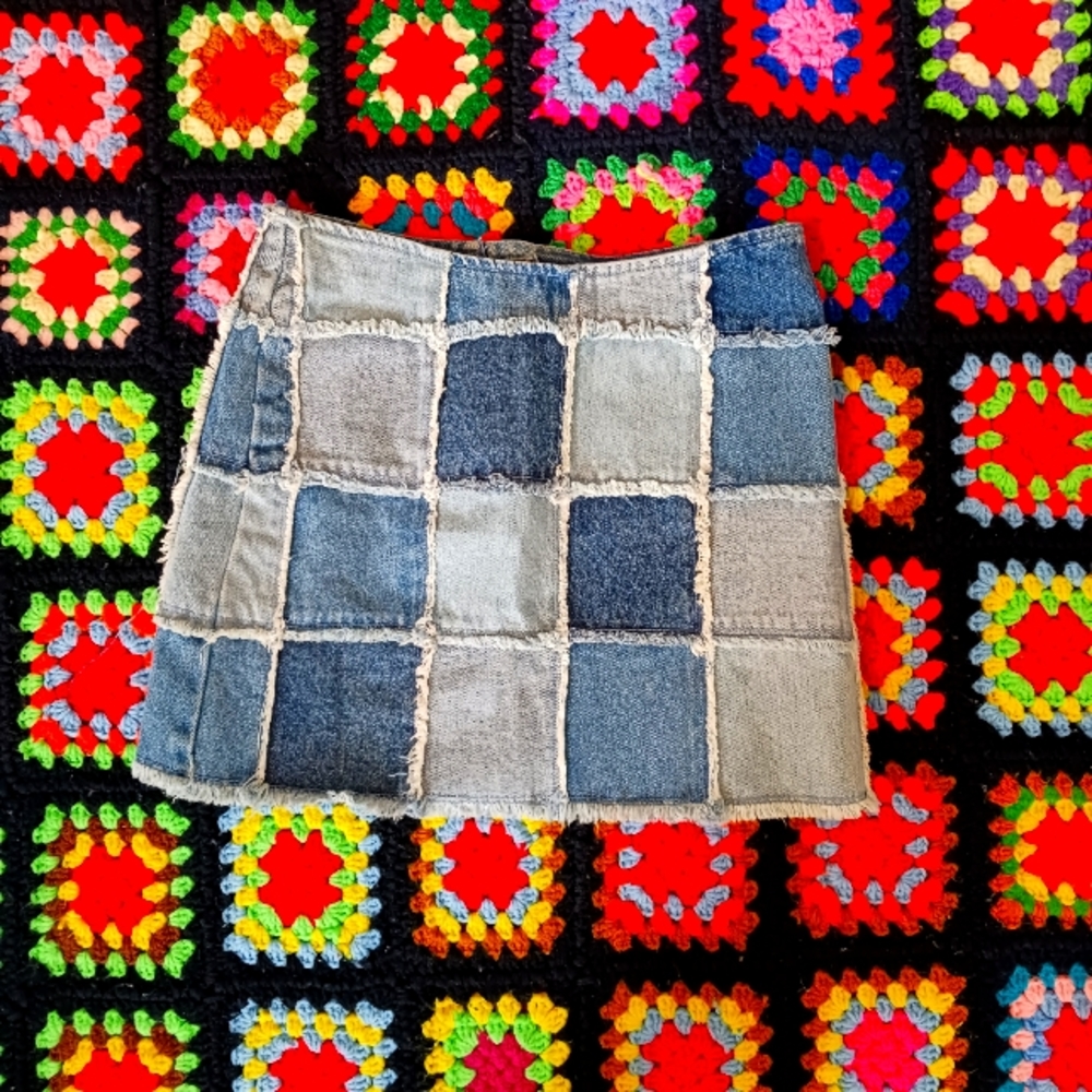 Vtg 90s Y2K Zana Di Denim Patchwork Raw Hem Mini Skirt Size 3